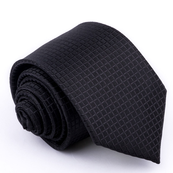 černá kravata vzorovaná