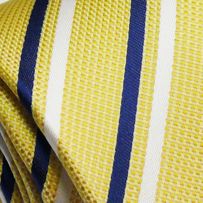 žlutá kravata
