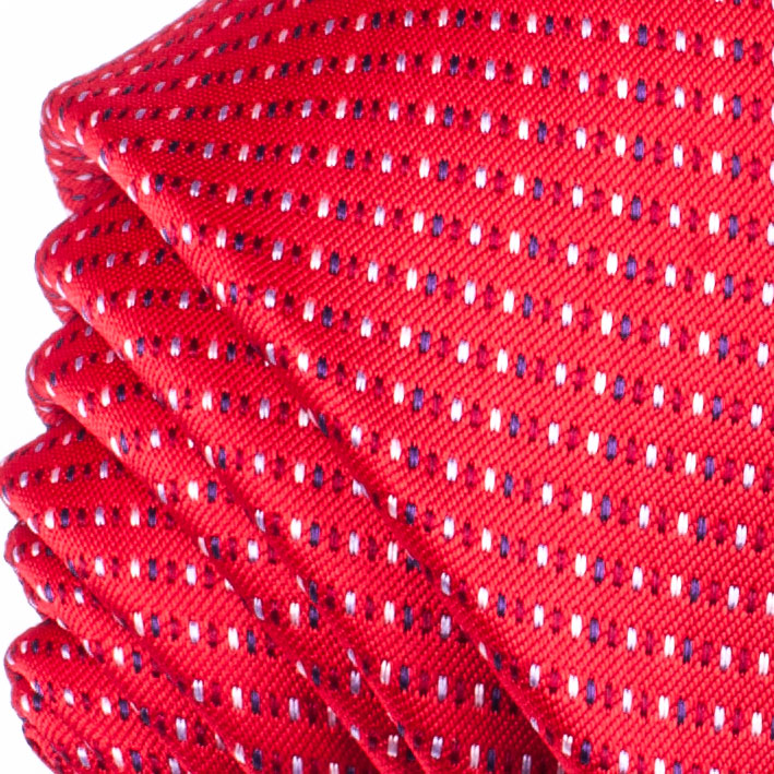 Červená kravata vzor detail