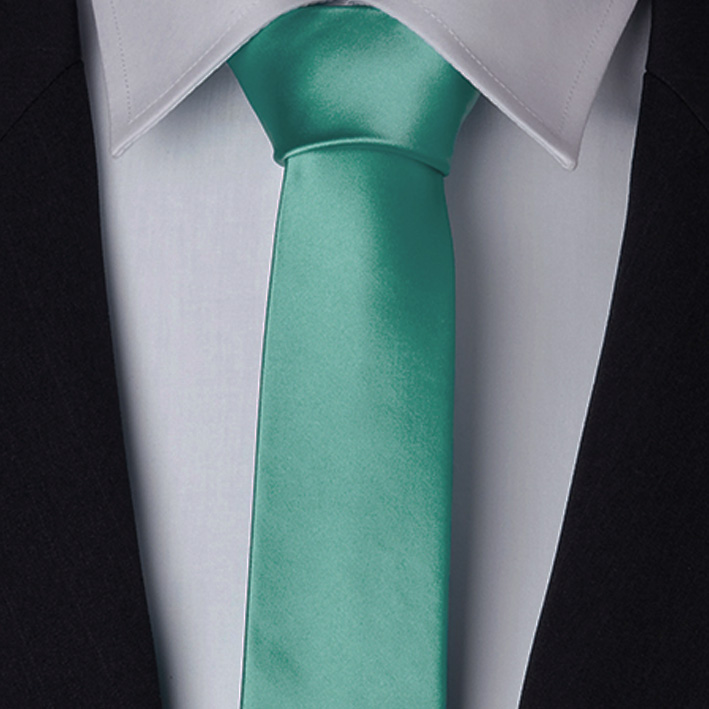 smaragdová kravata slim